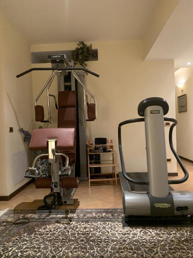 לאליו Villa Castiglioni Luxury Apartment מראה חיצוני תמונה