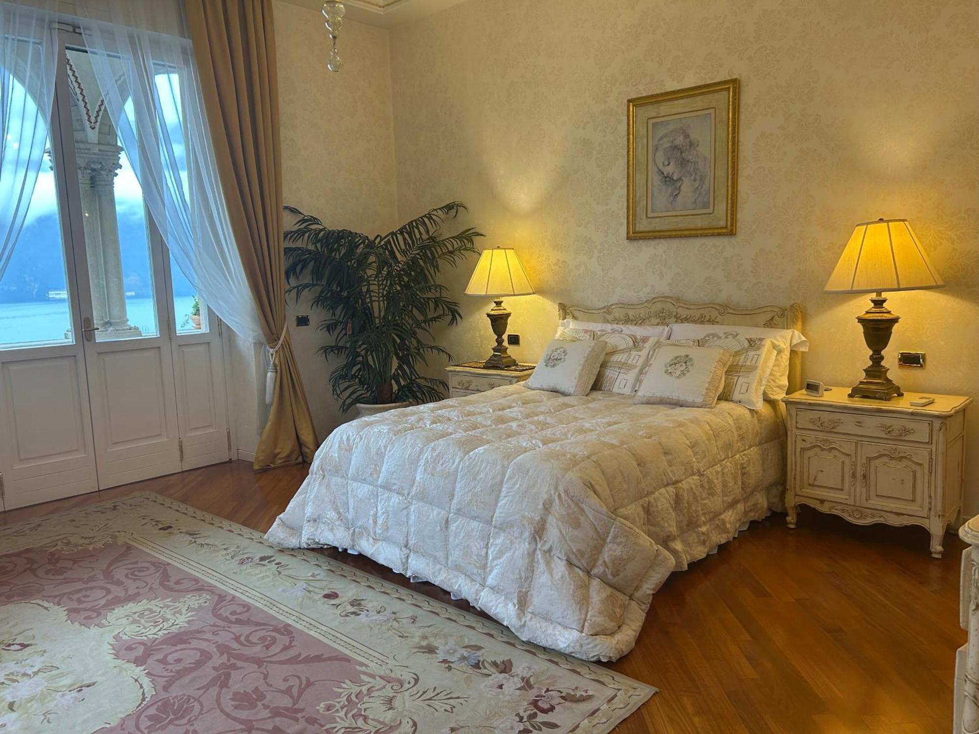 לאליו Villa Castiglioni Luxury Apartment מראה חיצוני תמונה