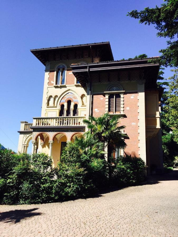 לאליו Villa Castiglioni Luxury Apartment מראה חיצוני תמונה