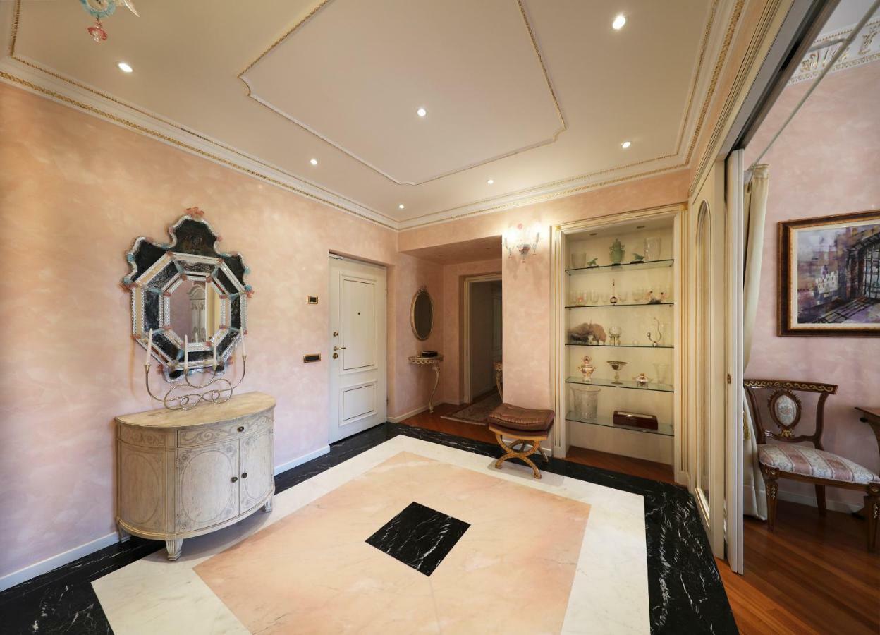 לאליו Villa Castiglioni Luxury Apartment מראה חיצוני תמונה