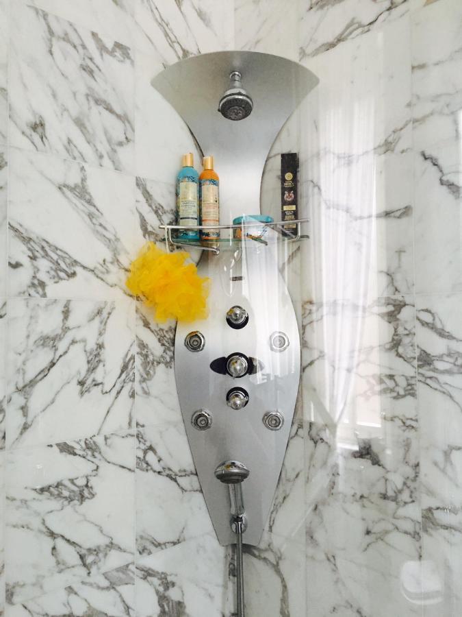 לאליו Villa Castiglioni Luxury Apartment חדר תמונה